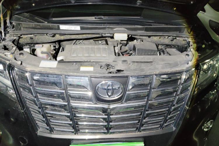 Used Toyota Alphard 2018 3.5L Prestige Edition Engine Bay