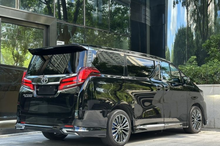 Used Toyota Alphard 2018 Revised Version 3.5L Luxury Edition Exterior 1