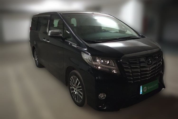 Used Toyota Alphard 2018 3.5L Luxury Edition Front Right 45 Deg