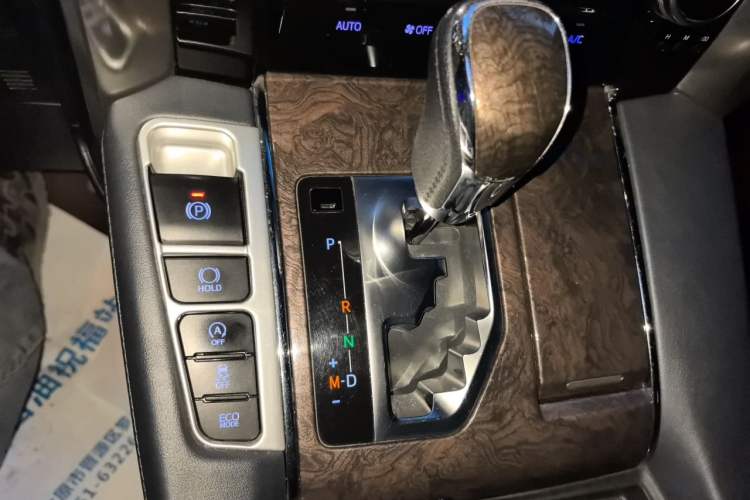 Used Toyota Alphard 2018 Revised Version 3.5L Premium Edition Gear Lever