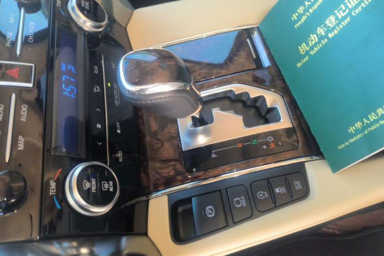 Used Toyota Alphard 2018 Revised Version 3.5L Luxury Edition Gear Lever