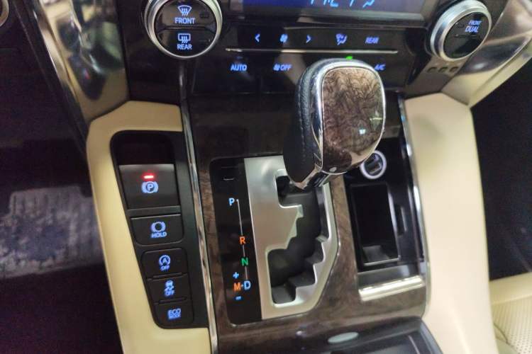 Used Toyota Alphard 2018 Revised Version 3.5L Premium Edition Gear Lever