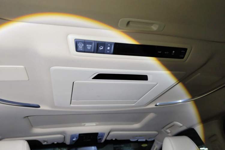 Used Toyota Alphard 2018 3.5L Prestige Edition Headliner