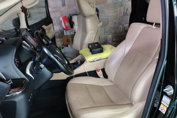 Used Toyota Alphard 2018 Revised Version 3.5L Luxury Edition Left Front Seat
