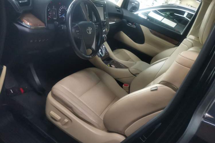 Used Toyota Alphard 2018 3.5L Prestige Edition Left Front Seat