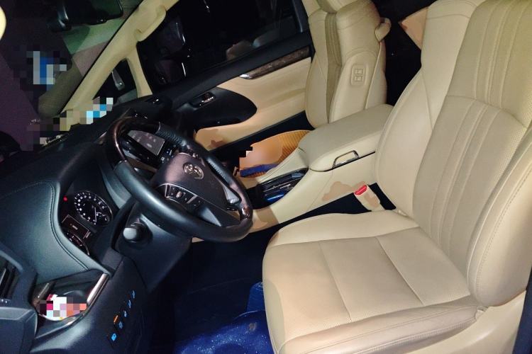 Used Toyota Alphard 2018 Revised Version 3.5L Premium Edition Left Front Seat