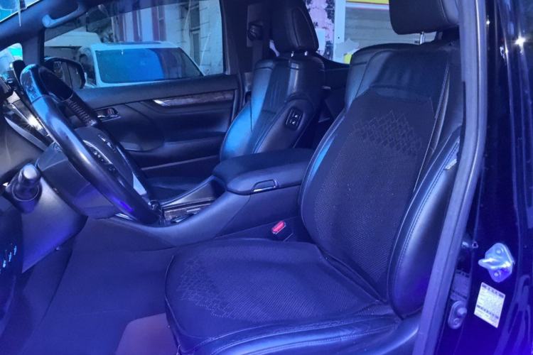 Used Toyota Alphard 2018 Revised Version 3.5L Premium Edition Left Front Seat