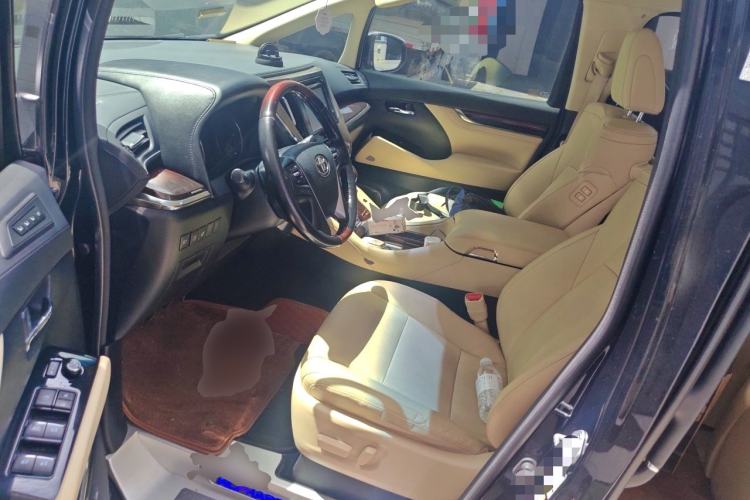 Used Toyota Alphard 2018 3.5L Luxury Edition Left Front Seat