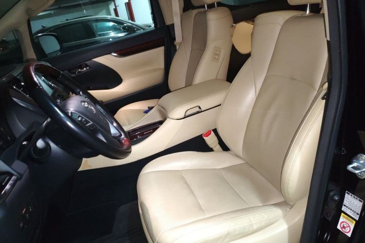 Used Toyota Alphard 2018 3.5L Luxury Edition Left Front Seat