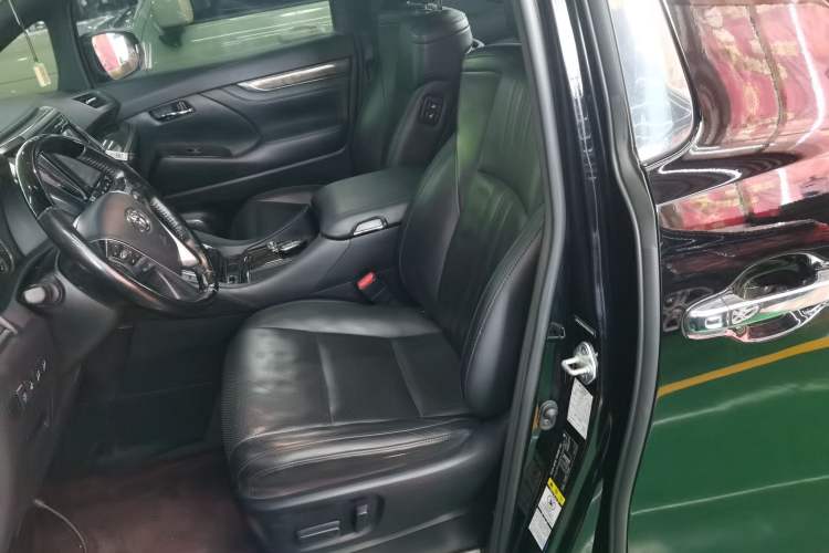 Used Toyota Alphard 2018 Revised Version 3.5L Premium Edition Left Front Seat