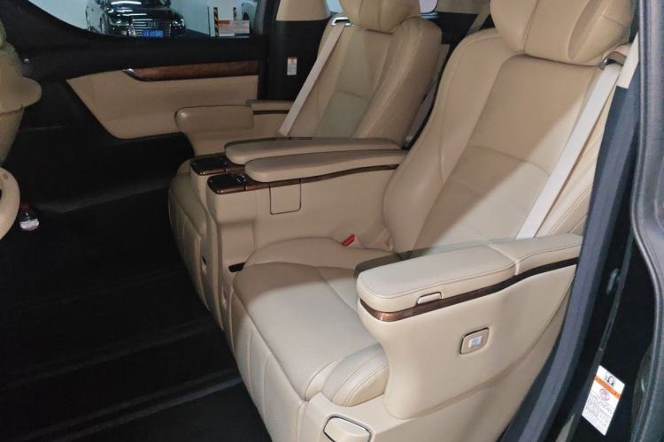 Used Toyota Alphard 2018 3.5L Prestige Edition Left Rear Seat