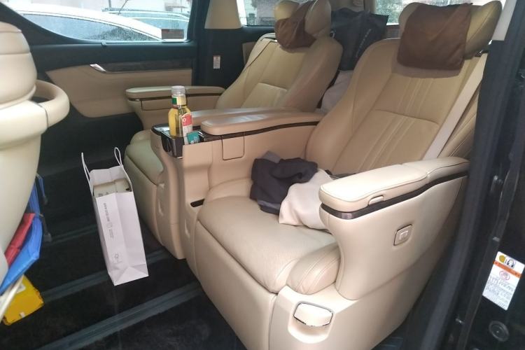 Used Toyota Alphard 2018 Revised Version 3.5L Premium Edition Left Rear Seat