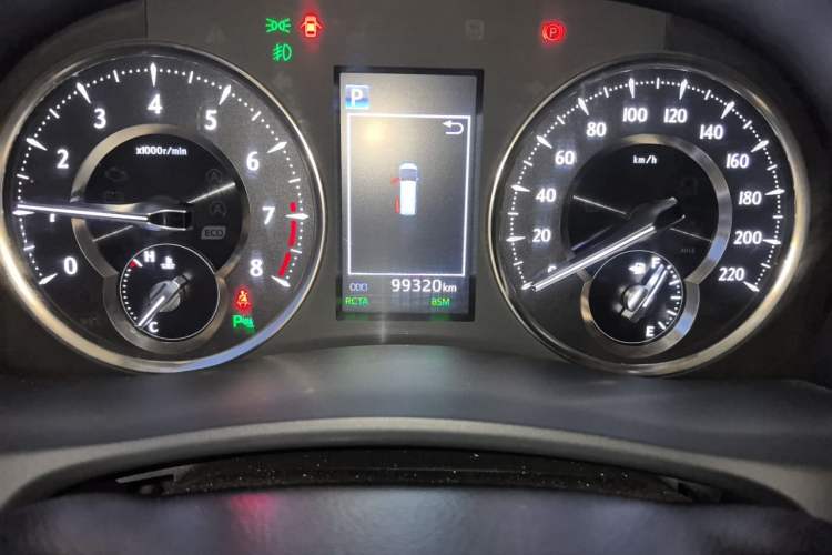 Used Toyota Alphard 2018 Revised Version 3.5L Premium Edition Odometer Close Up