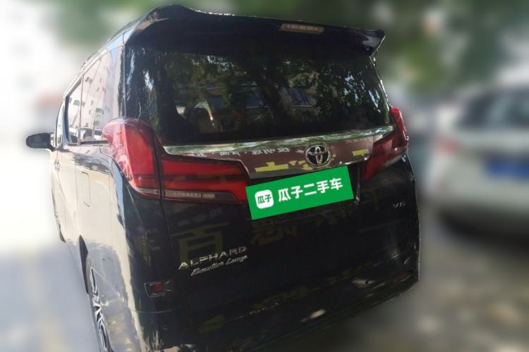 Used Toyota Alphard 2018 Revised Version 3.5L Luxury Edition Rear
