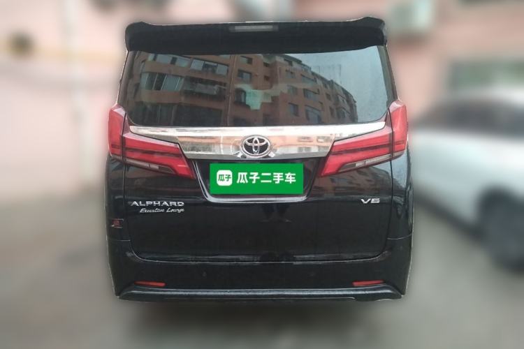 Used Toyota Alphard 2018 Revised Version 3.5L Premium Edition Rear