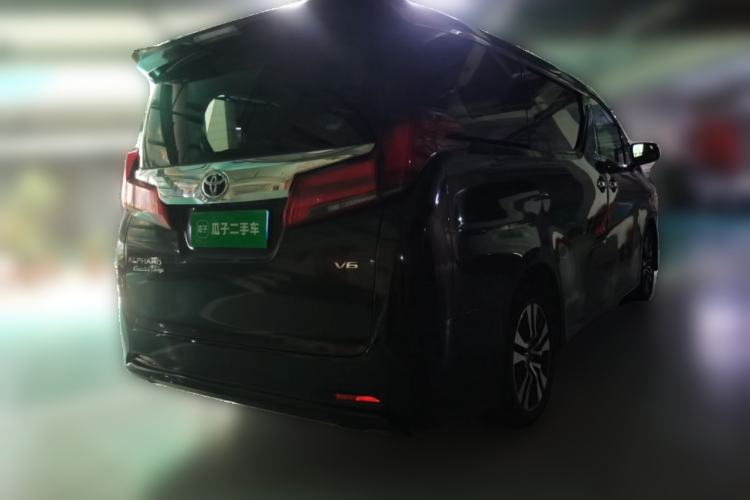 Used Toyota Alphard 2018 Revised Version 3.5L Luxury Edition Rear Right 45 Deg