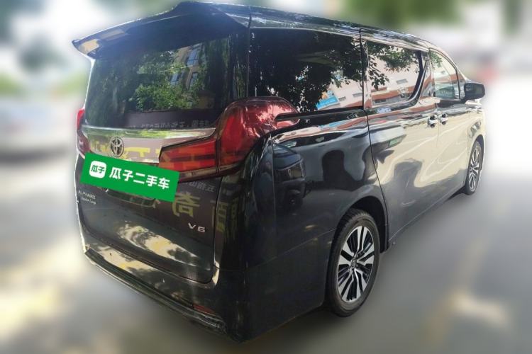 Used Toyota Alphard 2018 Revised Version 3.5L Luxury Edition Rear Right 45 Deg