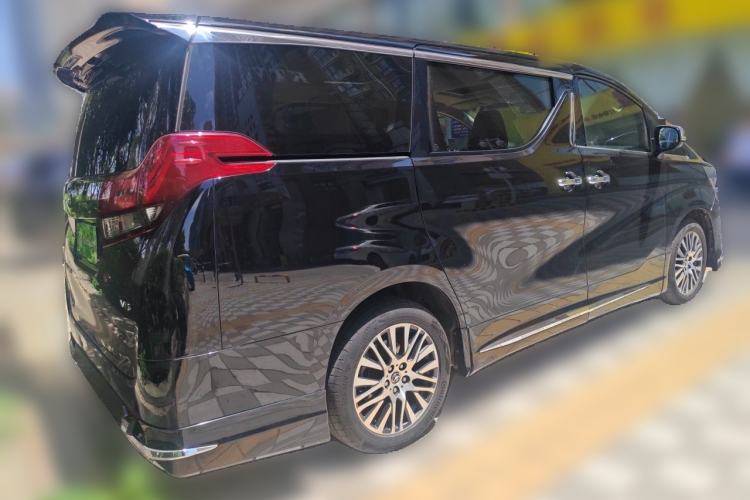 Used Toyota Alphard 2018 3.5L Luxury Edition Rear Right 45 Deg
