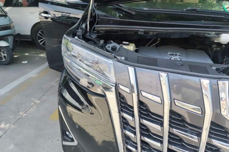 Used Toyota Alphard 2018 Revised Version 3.5L Luxury Edition Right Front Headlight