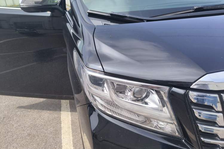 Used Toyota Alphard 2018 3.5L Prestige Edition Right Front Headlight