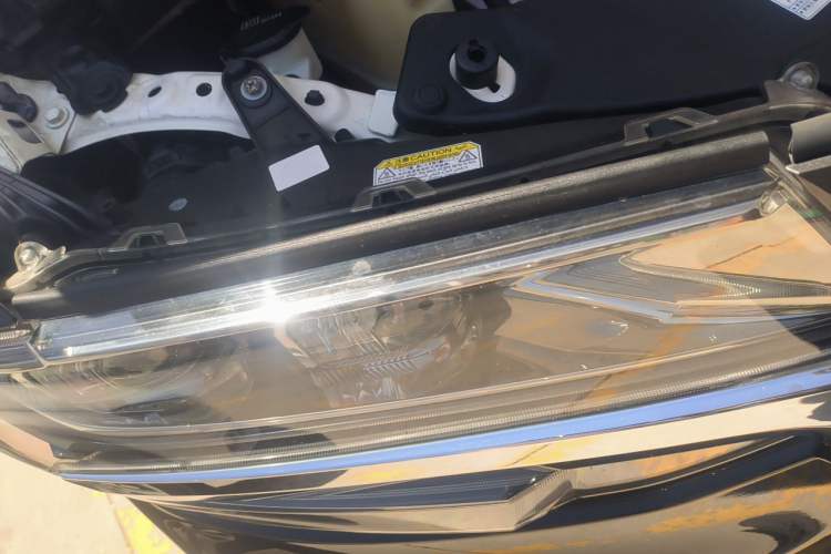 Used Toyota Alphard 2018 Revised Version 3.5L Luxury Edition Right Front Headlight