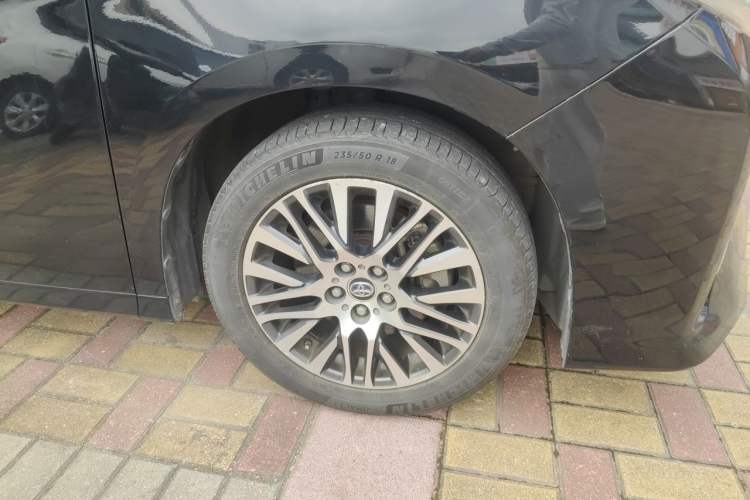 Used Toyota Alphard 2018 3.5L Luxury Edition Right Front Wheel Hub