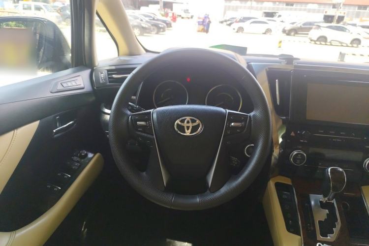 Used Toyota Alphard 2018 Revised Version 3.5L Luxury Edition Steering Wheel