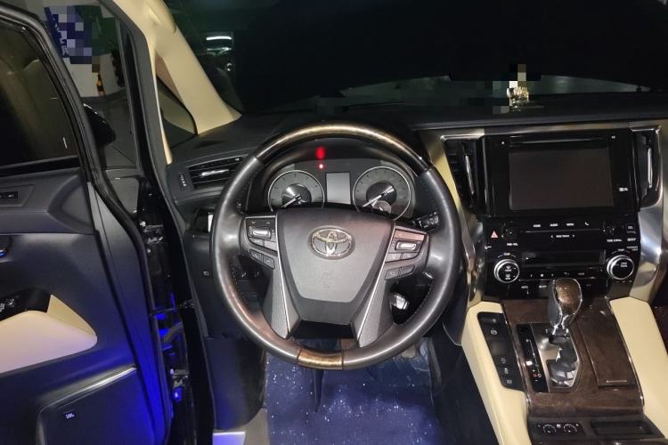 Used Toyota Alphard 2018 Revised Version 3.5L Premium Edition Steering Wheel