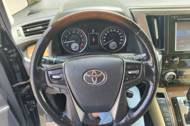 Used Toyota Alphard 2018 3.5L Prestige Edition Steering Wheel