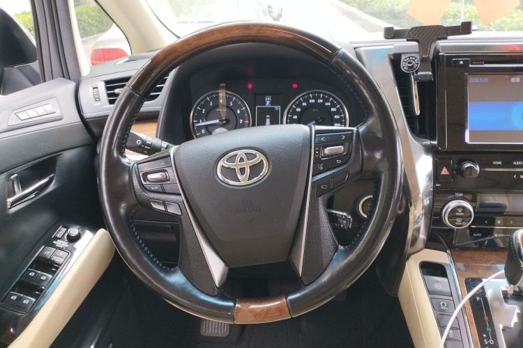 Used Toyota Alphard 2018 3.5L Prestige Edition Steering Wheel