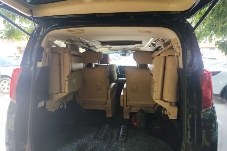 Used Toyota Alphard 2018 Revised Version 3.5L Luxury Edition Trunk