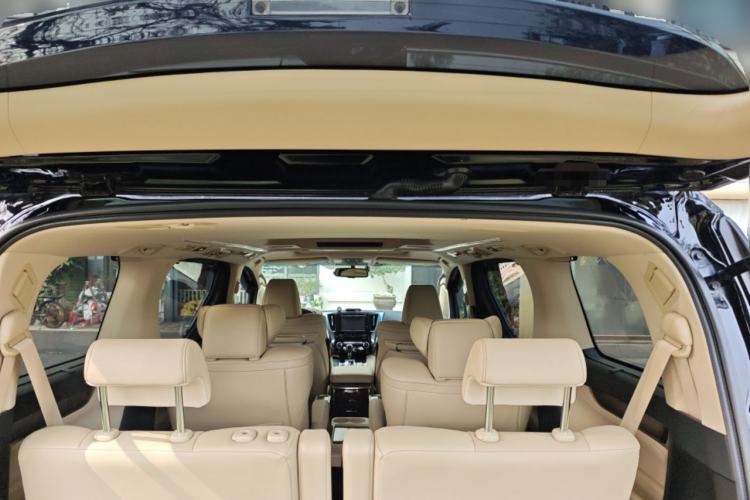 Used Toyota Alphard 2018 Revised Version 3.5L Luxury Edition Trunk