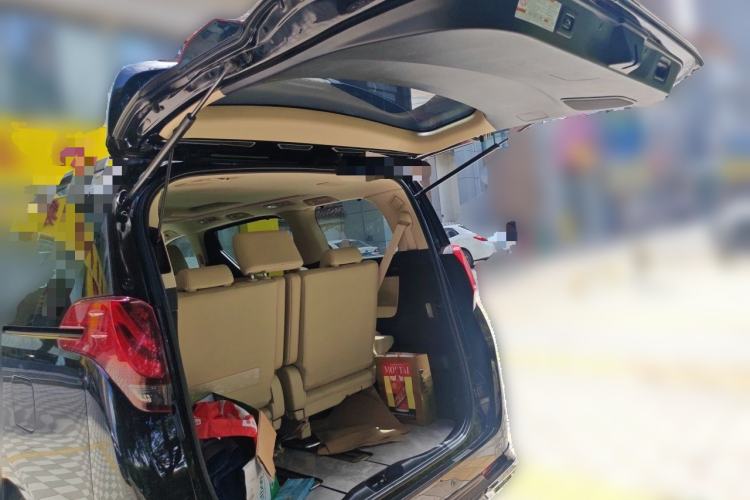 Used Toyota Alphard 2018 3.5L Luxury Edition Trunk