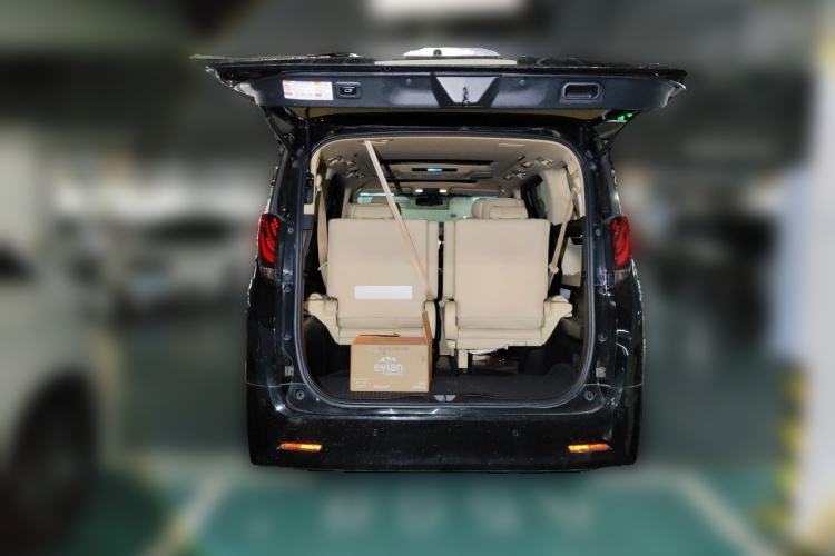 Used Toyota Alphard 2018 3.5L Prestige Edition Trunk