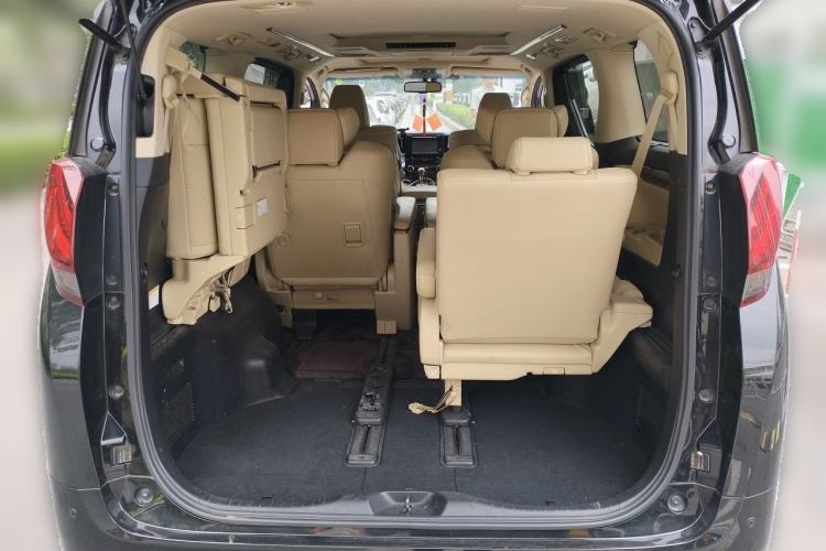 Used Toyota Alphard 2018 3.5L Prestige Edition Trunk