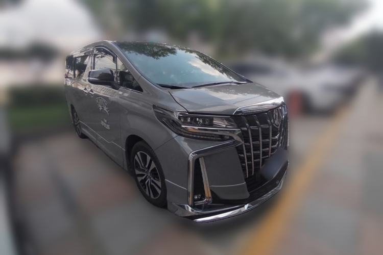 Used Toyota Alphard 2018 Revised Version 3.5L Premium Edition Front Right 45 Deg