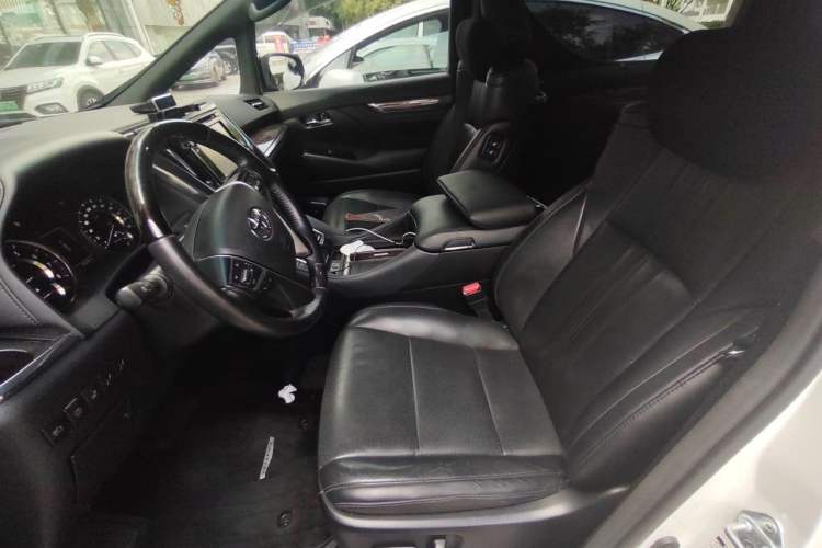 Used Toyota Alphard 2018 Revised Version 3.5L Premium Edition Left Front Seat