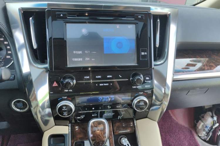 Used Toyota Alphard 2018 Revised Version 3.5L Luxury Edition Audio And AC Panel