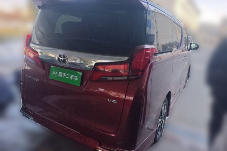 Used Toyota Alphard 2018 Revised Version 3.5L Luxury Edition Rear Right 45 Deg
