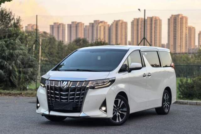 Used Toyota Alphard 2018 Revised Version 3.5L Premium Edition