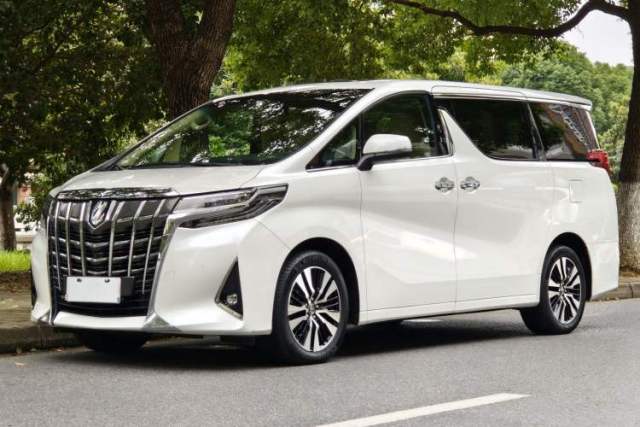 Used Toyota Alphard 2018 Revised Version 3.5L Premium Edition