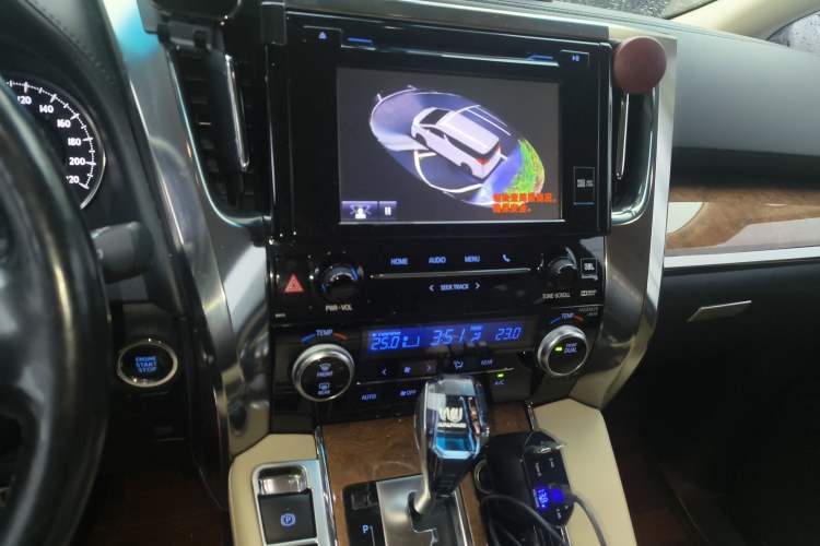 Used Toyota Alphard 2018 3.5L Prestige Edition Audio And AC Panel