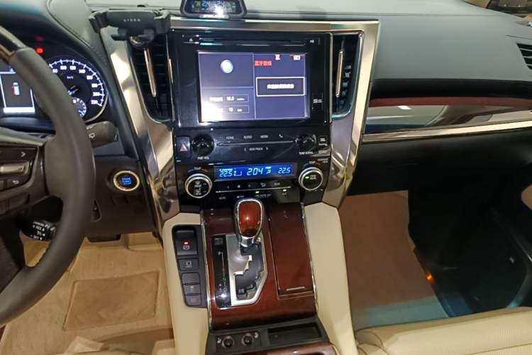 Used Toyota Alphard 2018 3.5L Luxury Edition Audio And AC Panel