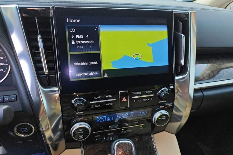 Used Toyota Alphard 2018 Revised Version 3.5L Premium Edition Audio And AC Panel