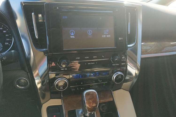 Used Toyota Alphard 2018 3.5L Prestige Edition Audio And AC Panel