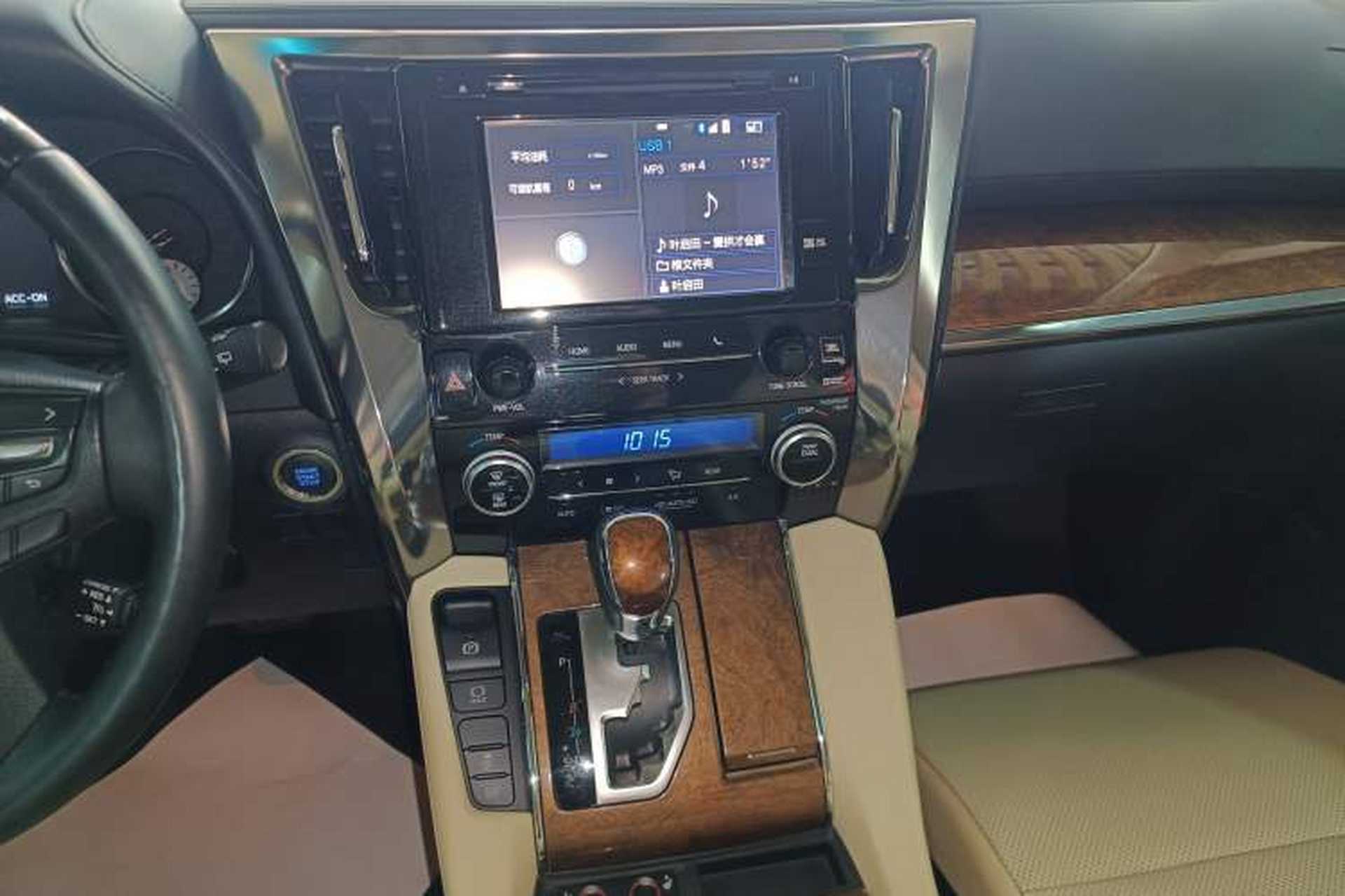 Used Toyota Alphard 2018 3.5L Prestige Edition Audio And AC Panel
