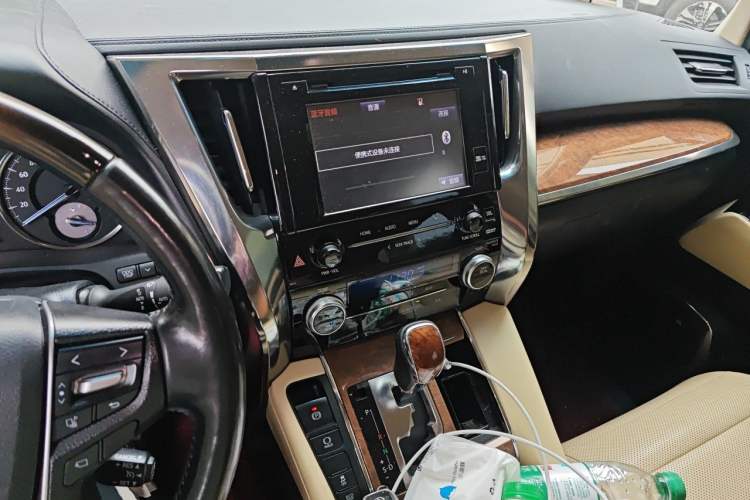 Used Toyota Alphard 2018 3.5L Prestige Edition Audio And AC Panel