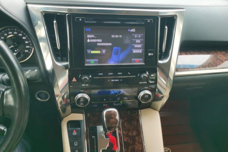 Used Toyota Alphard 2018 Revised Version 3.5L Luxury Edition Audio And AC Panel