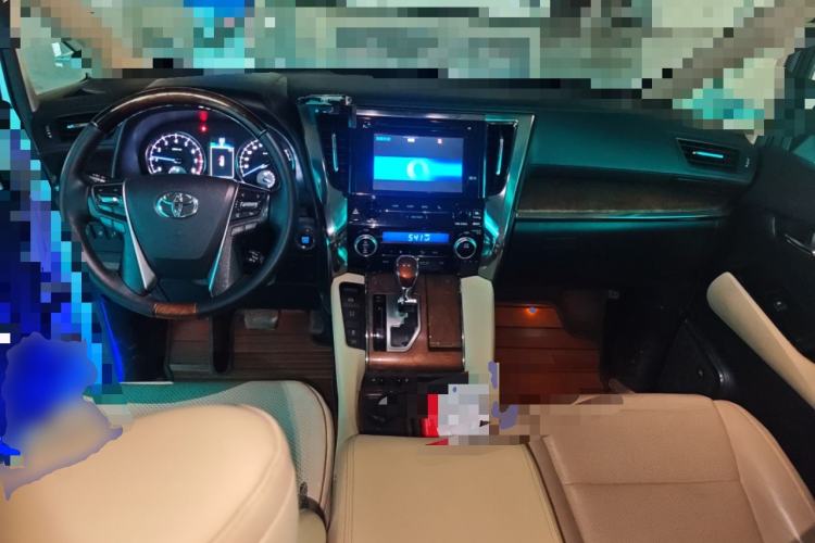 Used Toyota Alphard 2018 3.5L Prestige Edition Center Console