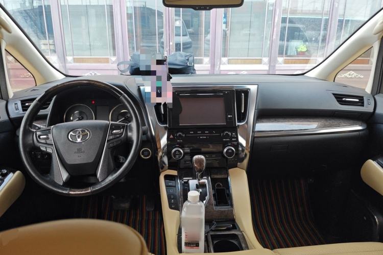 Used Toyota Alphard 2018 Revised Version 3.5L Premium Edition Center Console